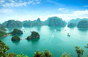 Read more about the article Top 10 Most Beautiful Destinations in Halong Bay